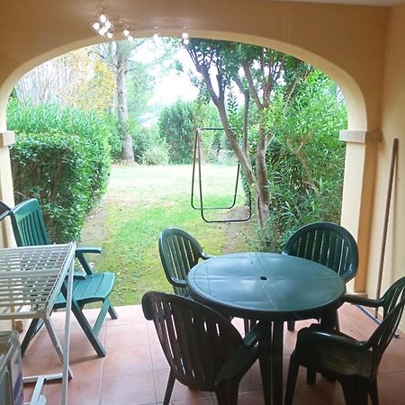 Apartamento Domaine Et Golf De Pont Royal Mallemort Exterior foto